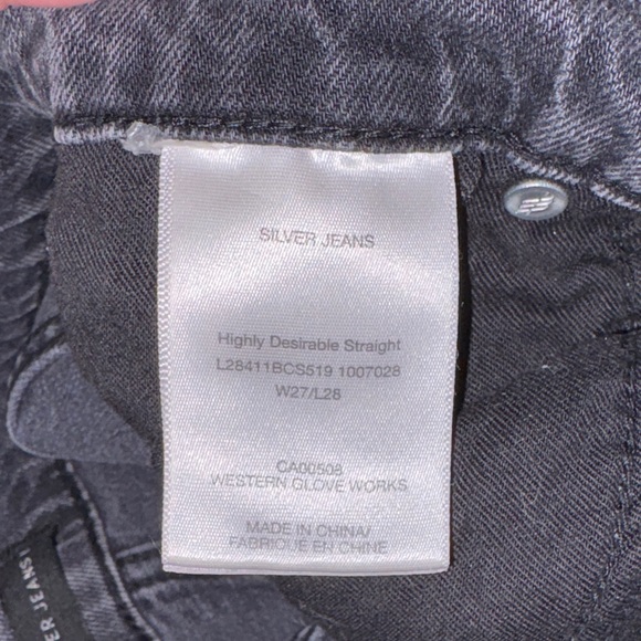 Silver Jeans Women's Cropped Gray Denim - Picture 2 of 2